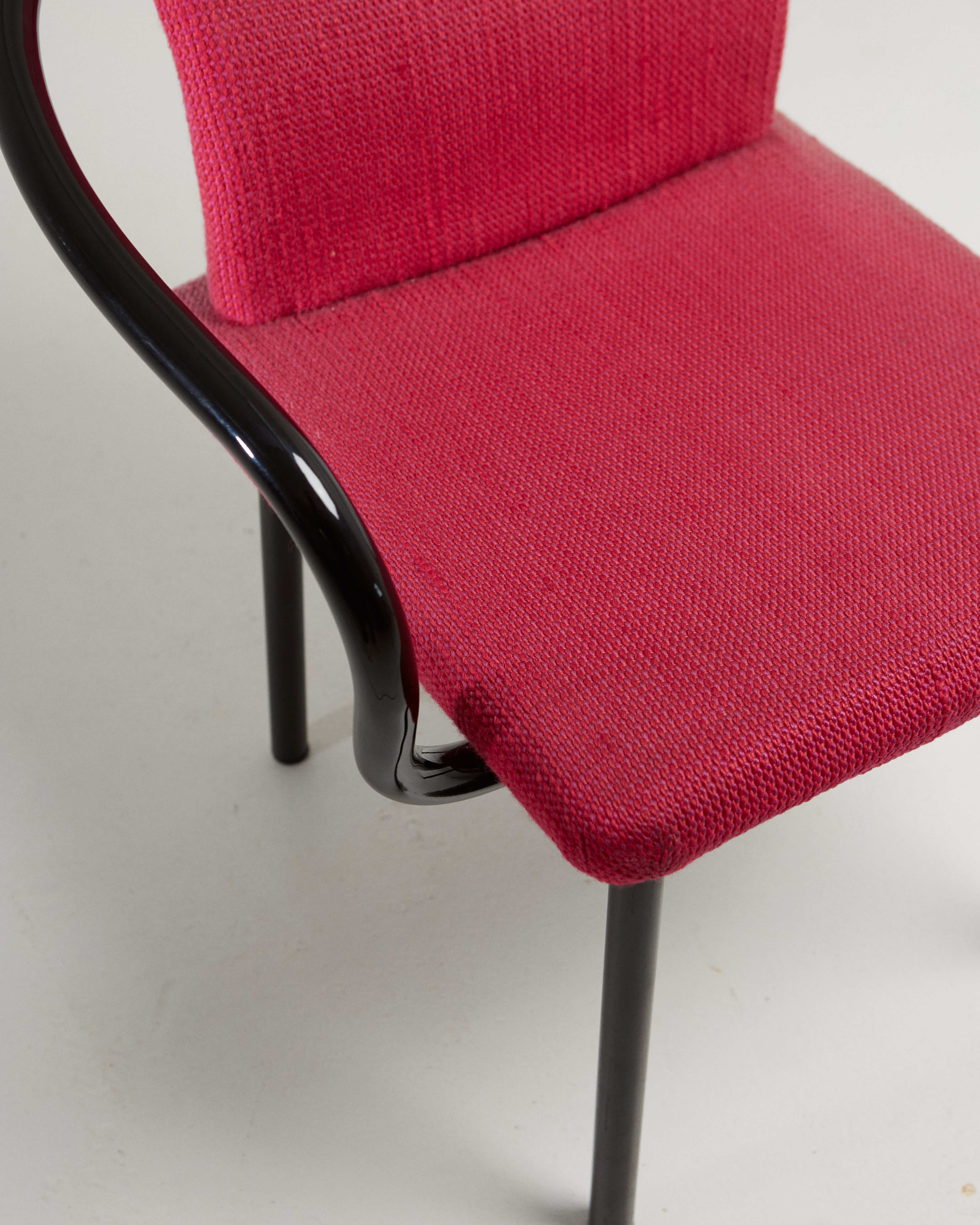 Mandarin by Ettore Sottsass for Knoll - CAS AMSTERDAM